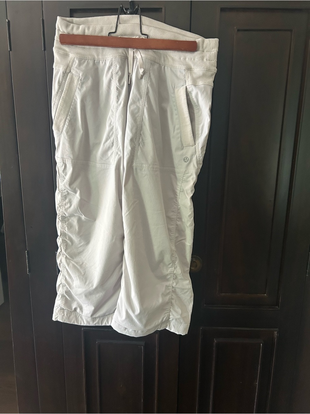 lululemon athletica off white  Capri Pants
